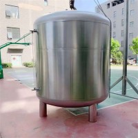 昆明鴻謙無菌水箱立式304不銹鋼水罐無菌儲(chǔ)水罐以質(zhì)取勝